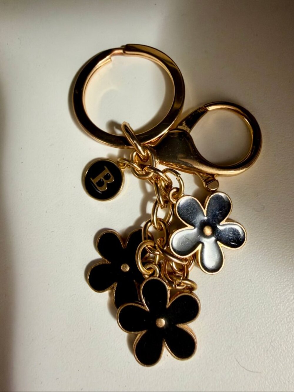 Initial B Bag Charm Keychain Black Enamel Flowers Gold Tone Purse Charm